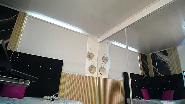 Charlotte_ebony_のライブXXXチャット