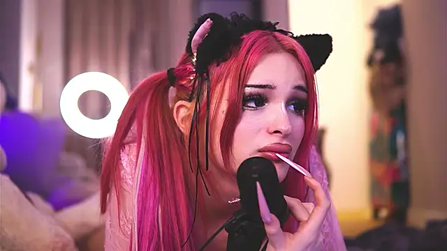 KatiaFinesse 现场XXX聊天