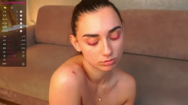 MinnaShummon's Live XXX Chat