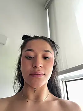 XXX chat uživo modela crystal_dlun