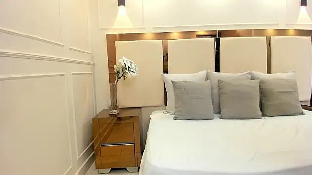 XXX chat uživo modela _manelyk_herrera