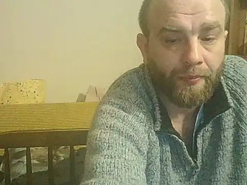 AlexanderArmani: онлайн-секс-чат