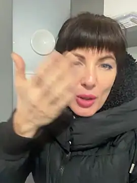 Czat XXX na żywo – LadyLuxLover