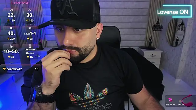 jhon_bear03 élő XXX-chatje