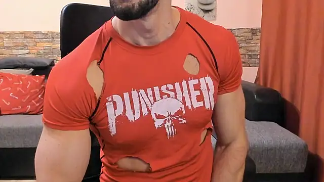 HotHunkTrainer's Live XXX Chat