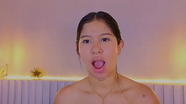 Aida_moreno Chat XXX live