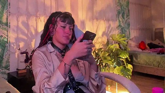 _sharlotte777 Chat XXX live