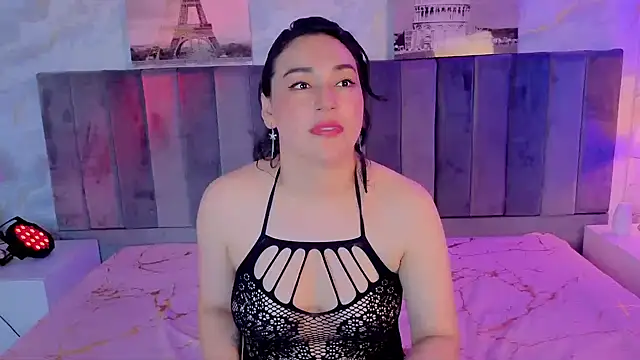 Elizabeth_bennett_6 Chat XXX live