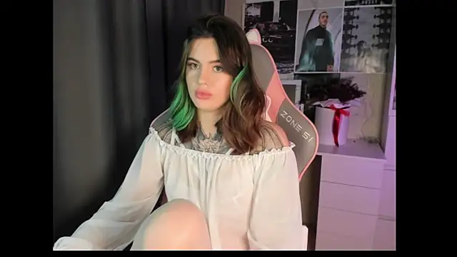 NikkieKitty Live XXX-Chat