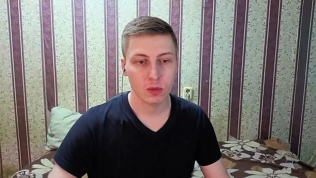 darienlarge's Webcam Show