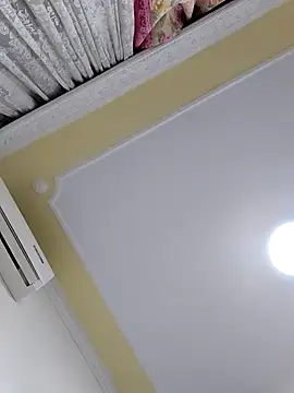 DOMINATOR_SIR-MASTER's Webcam Show