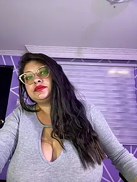 Chat XXX Live MiiaaJoness