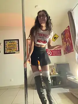 Amani_thewolf's Live XXX Chat