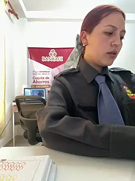 Emily-7_ Chat XXX in diretta