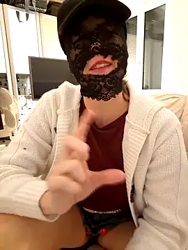 NaughtyCatgirl's Live XXX Chat