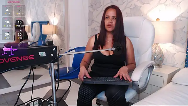 Rachellparker_'s Live XXX Chat