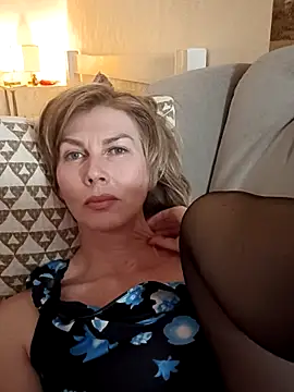 Chat +18 de stellahere8 ao vivo