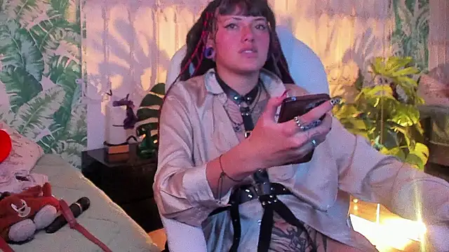 _sharlotte777 Chat XXX in diretta