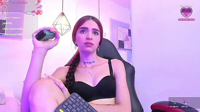 april_jones05 live XXX chat