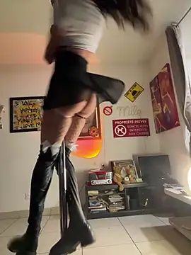 Amani_thewolf's Live XXX Chat