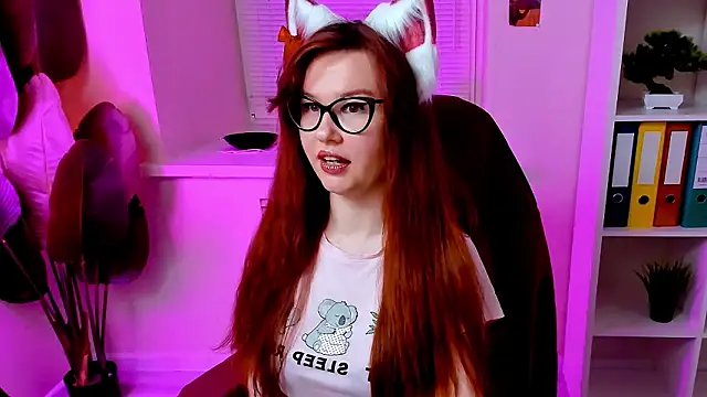 Онлайн чат XXX CarolGiggly