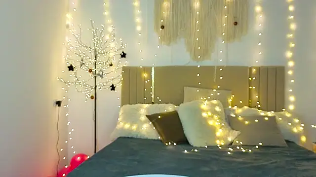 Real_cutie1's Webcam Show