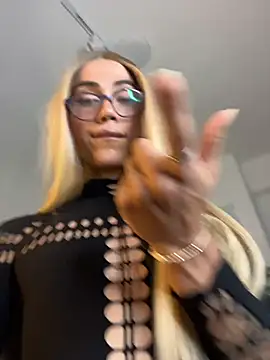 miss_tatiana_'s Live XXX Chat