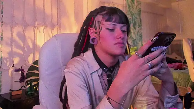 _sharlotte777のライブXXXチャット