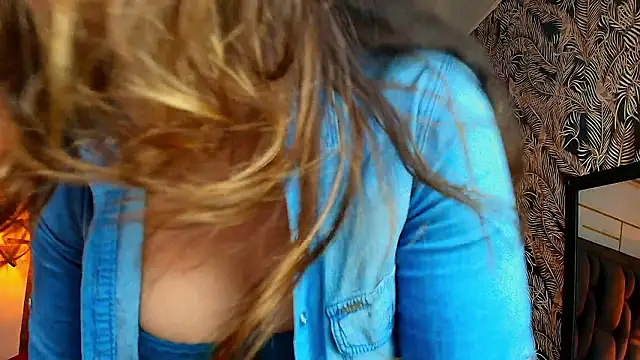 Czat XXX na żywo – VioletaScott_