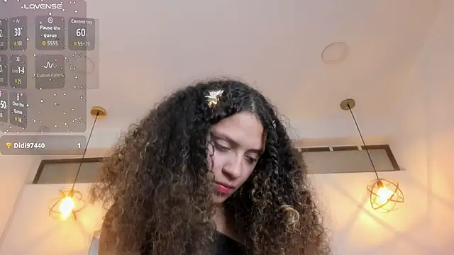 Hanna_Cornee_'s Live XXX Chat