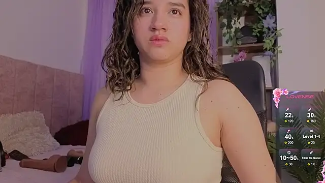 Chat XXX en directo de emilyrouxe