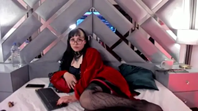 Chat XXX en directo de Ravenna666_