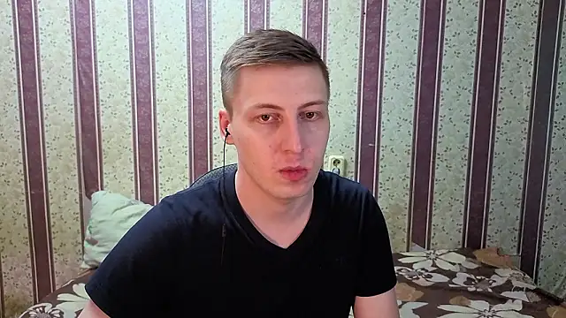 darienlarge Webcam Show