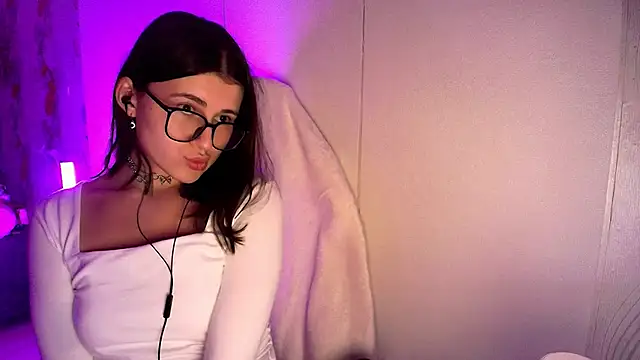 دردشة KristinaScott الجنسية المباشرة