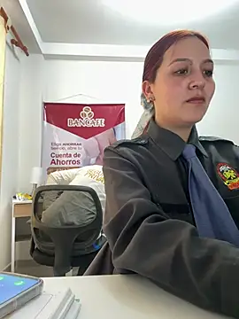 Emily-7_'s Live XXX Chat