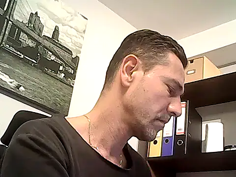 Chat XXX Live mastercharisma35