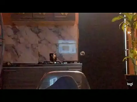 aprille15 Chat XXX in diretta