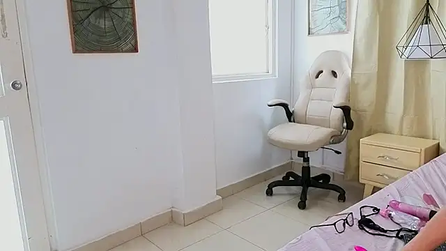 XXX chat uživo modela scarlettjohnson_