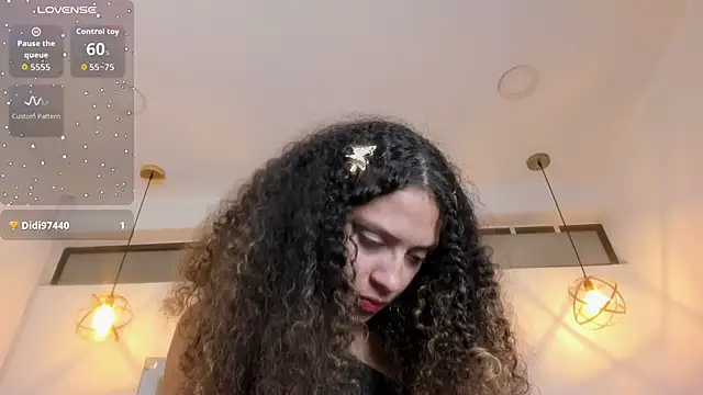 Chat XXX en directo de Hanna_Cornee_