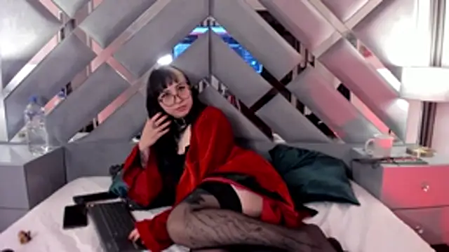 Chat XXX ao vivo de Ravenna666_