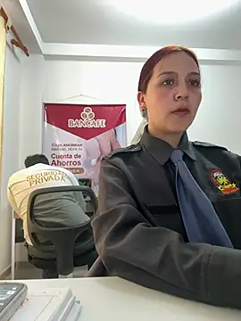 Emily-7_'s Live XXX Chat