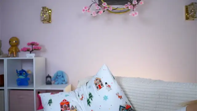 SunnivaCovil Adlı Modelin Canlı XXX Sohbeti