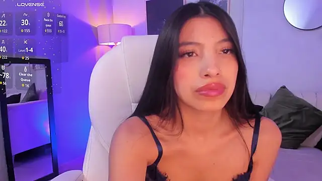 Tiffany_Low's Live XXX Chat