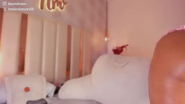 Nicolemorelli2: απευθείας συνομιλία ΧΧΧ