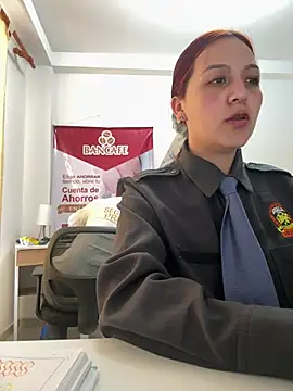 Emily-7_ – Naživo XXX chat