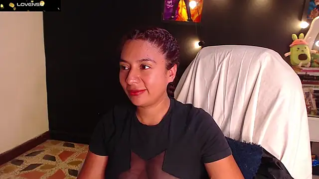 yes0225's Live XXX Chat