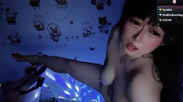 LuckyCute-Tutu's Live XXX Chat