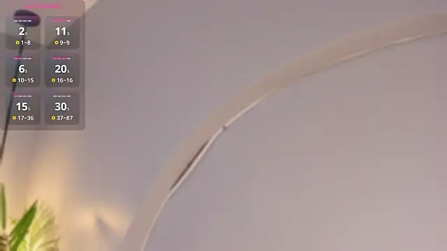 Juli_CasanovaのライブXXXチャット