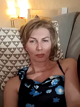 stellahere8's Live XXX Chat