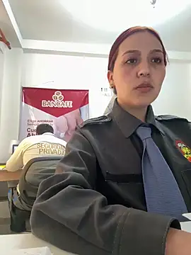 Emily-7_'s Live XXX Chat